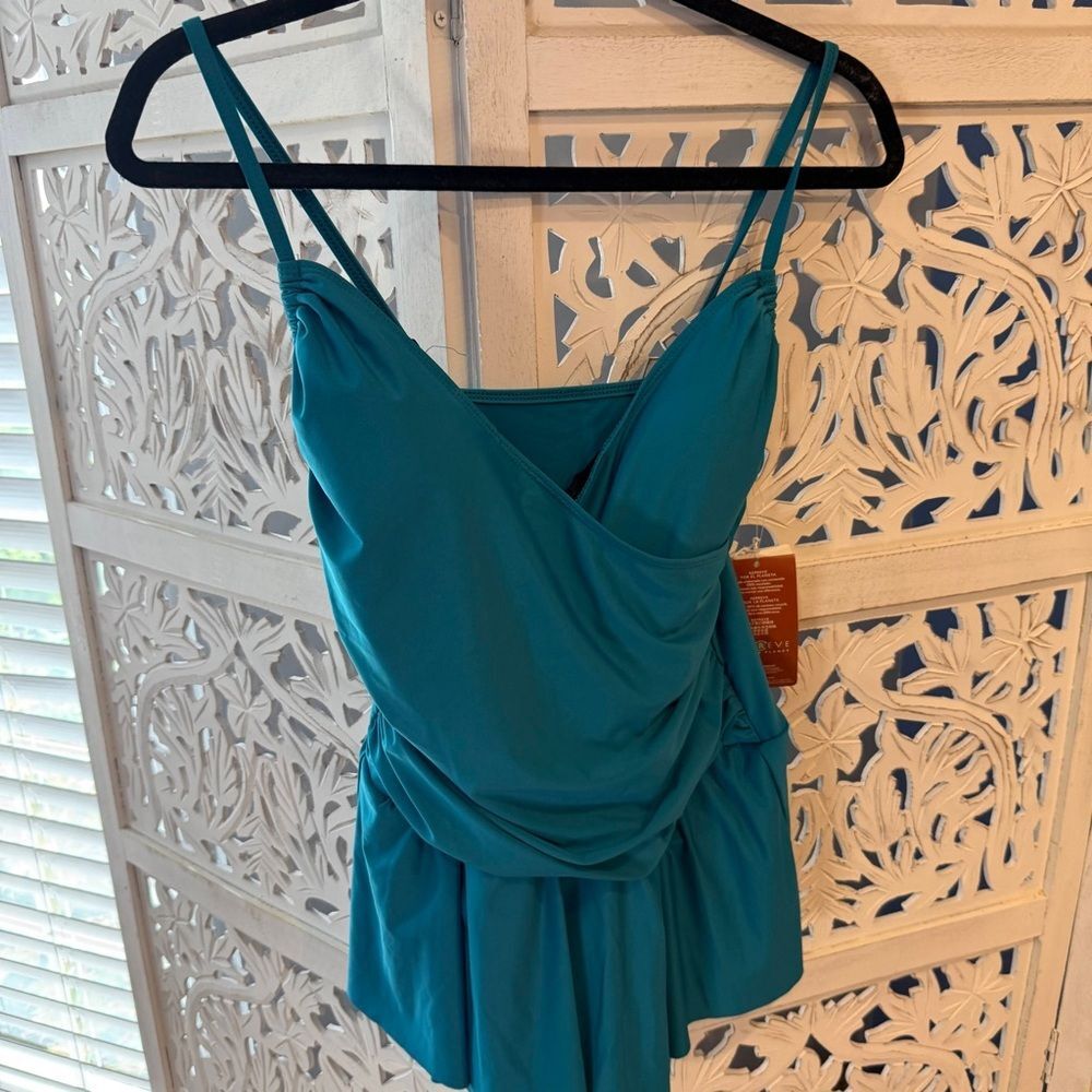 NWT Repreve Teal Women's One Piece Swimsuit Sz 10